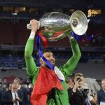 Juventus Didesak Ikut Kejar Donnarumma Meski Saingannya Sangat Berat